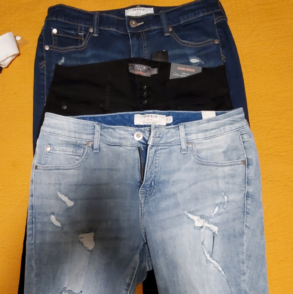 Torrid Bermuda shorts size 10. Lot of 3.